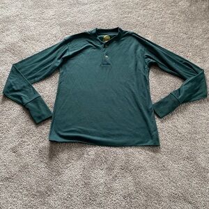 Cabelas Underwear Top SIZE M